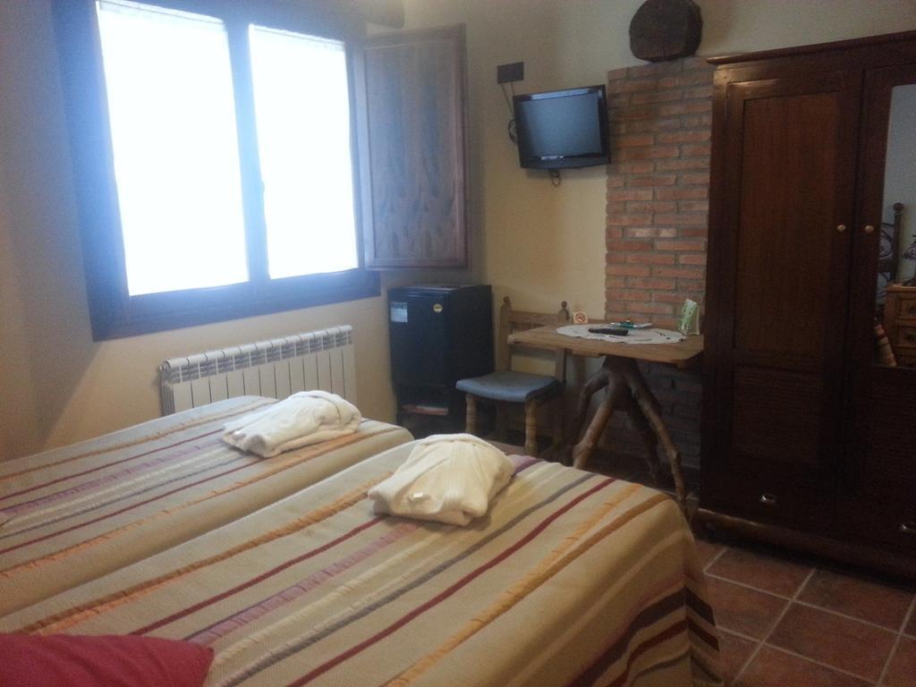 Hotel Rural El Horno De Aliaga الغرفة الصورة